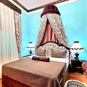 One-Bedroom Family Apartment